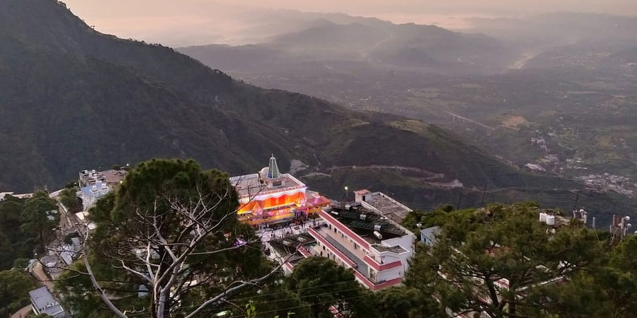  Mata Vaishno Devi with Amritsar Tour 