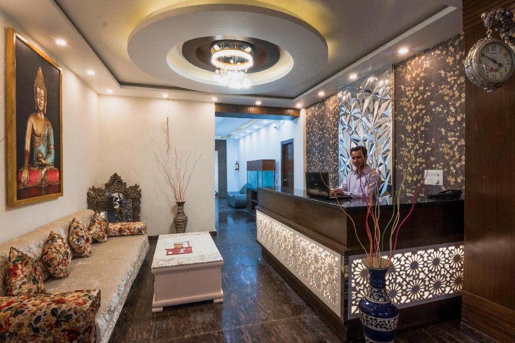 LUXURY SUITE