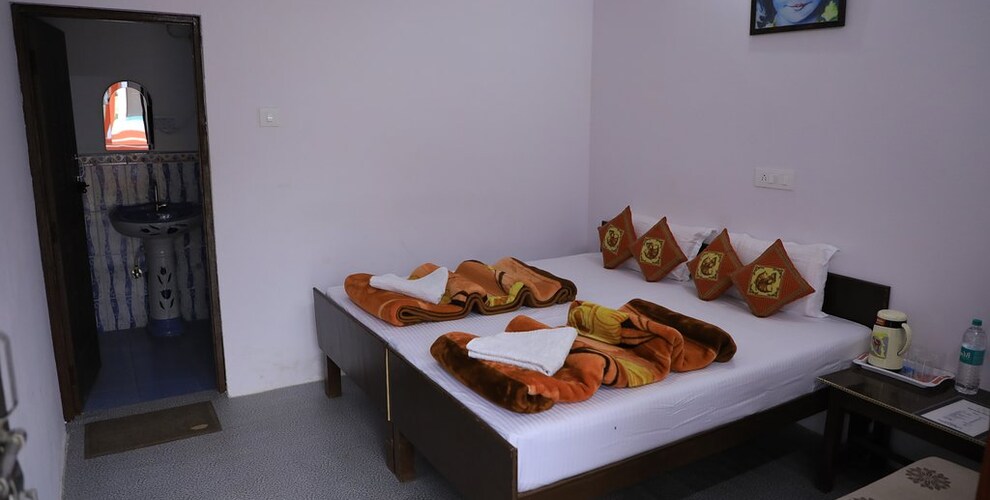 Deluxe Room (Garden Facing)